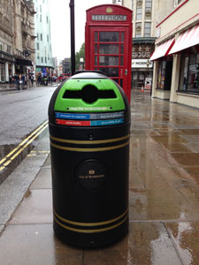 Бачок для мусора в Лондоне