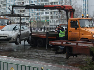 Эвакуация автомобилей при уборке снега с улиц